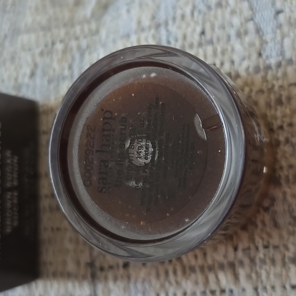SARA HAPP BRAND LIP SCRUB EXFOLIANT BROWN SUGAR - Picture 3 of 6